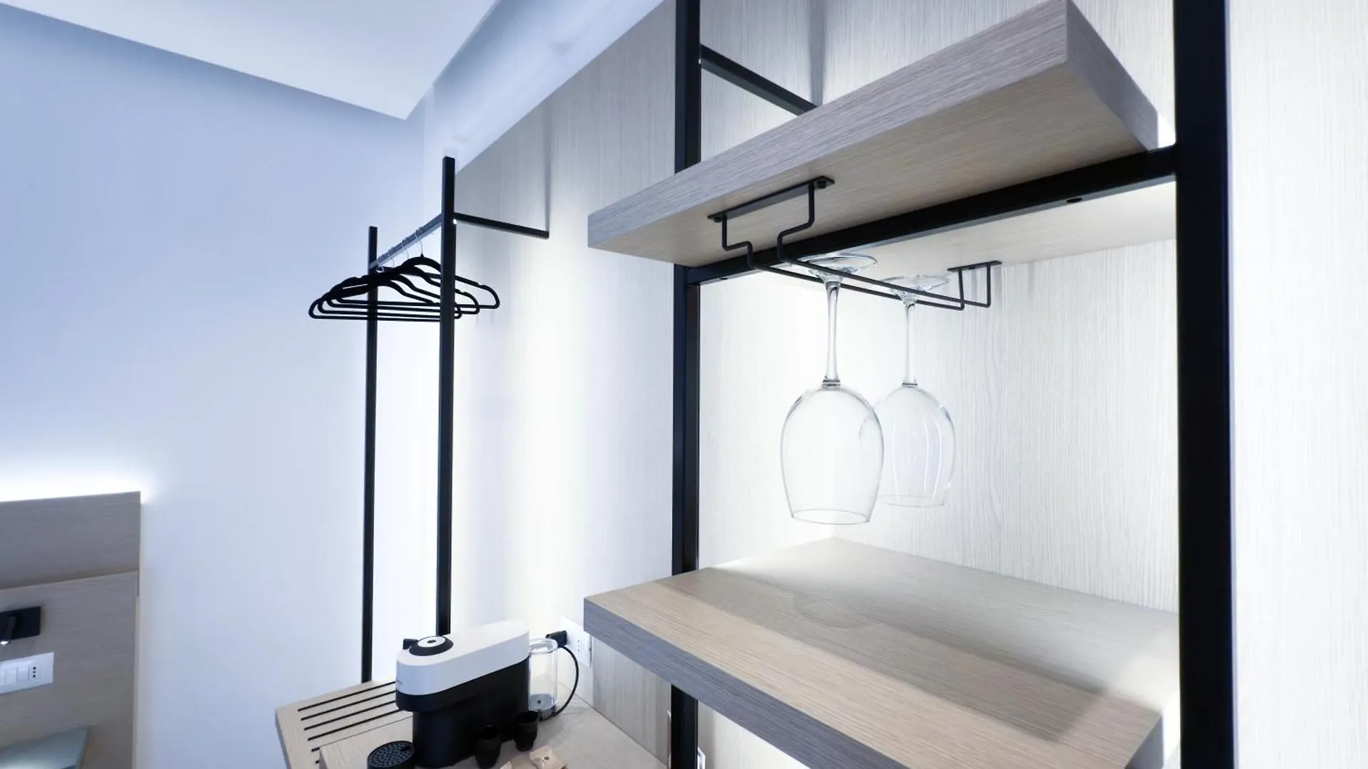 Regina Elena Luxury Apartments モンデッロ